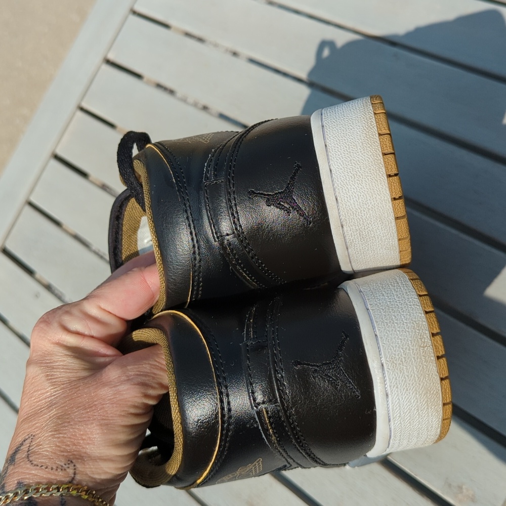 Nike Jordan Retro 1 5.5Y/7W - Picture 6 of 11